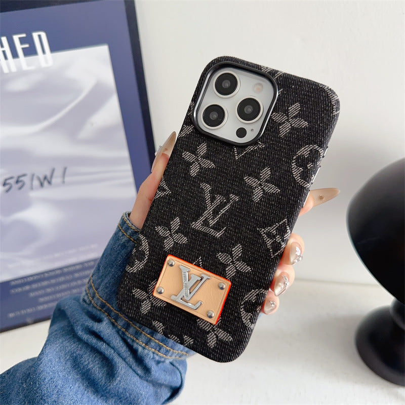 Husă iPhone din denim cu litere clasice - imagine 2