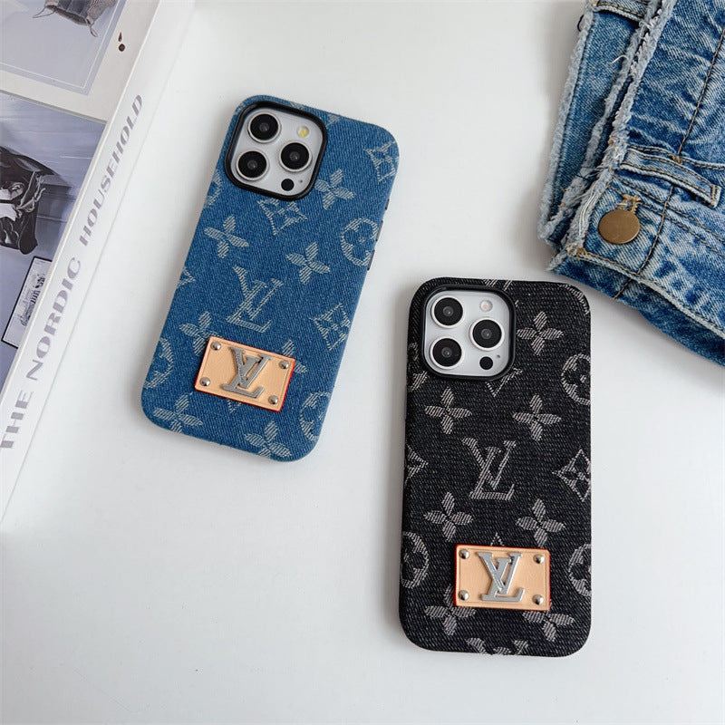 Husă iPhone din denim cu litere clasice - imagine 5