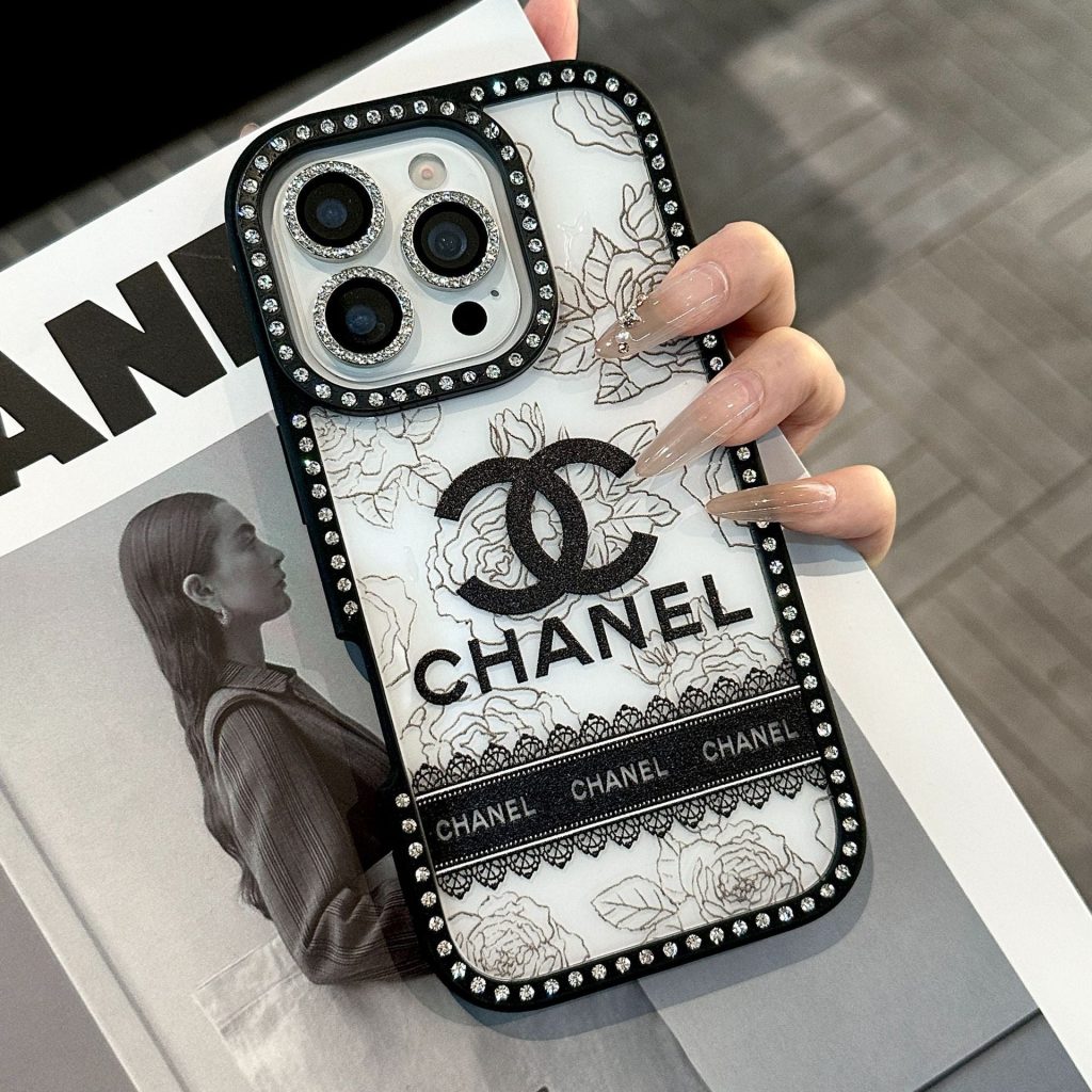 Husă iPhone de lux cu ornamente strălucitoare